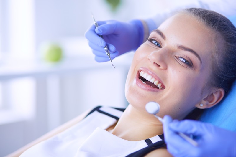 Reclaim Your Smile: Advantages of Choosing Veneers You Want to Know